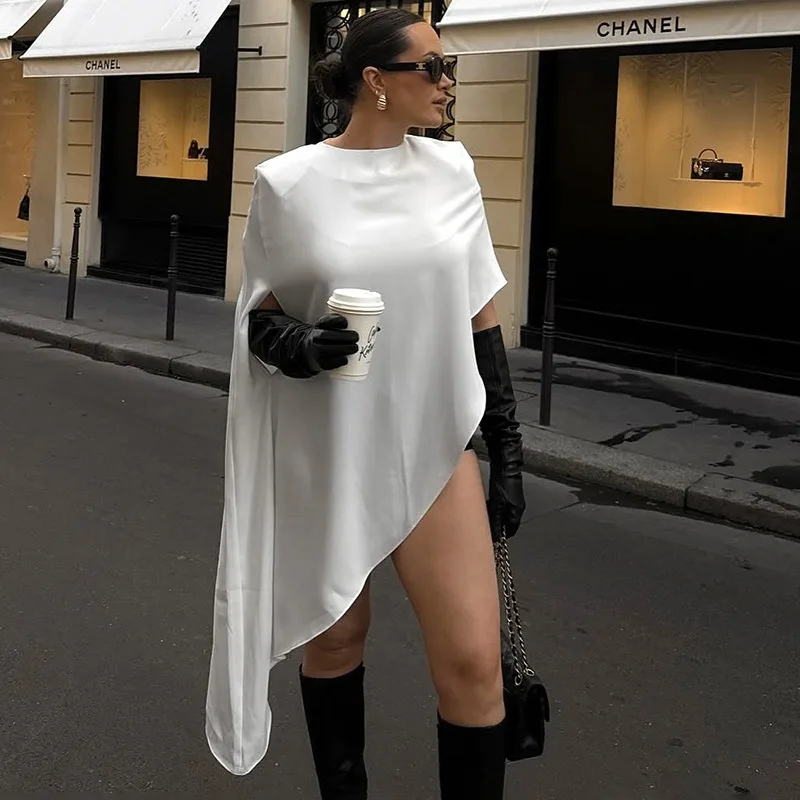 Vestido Branco Sexy com Fenda  - Street Fashion Look avaliação e preço