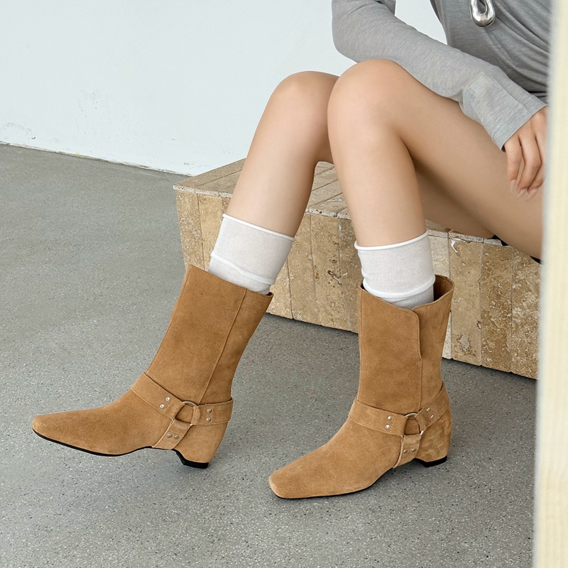 Botas Femininas de Camurça Est - Street Fashion Look avaliação e preço