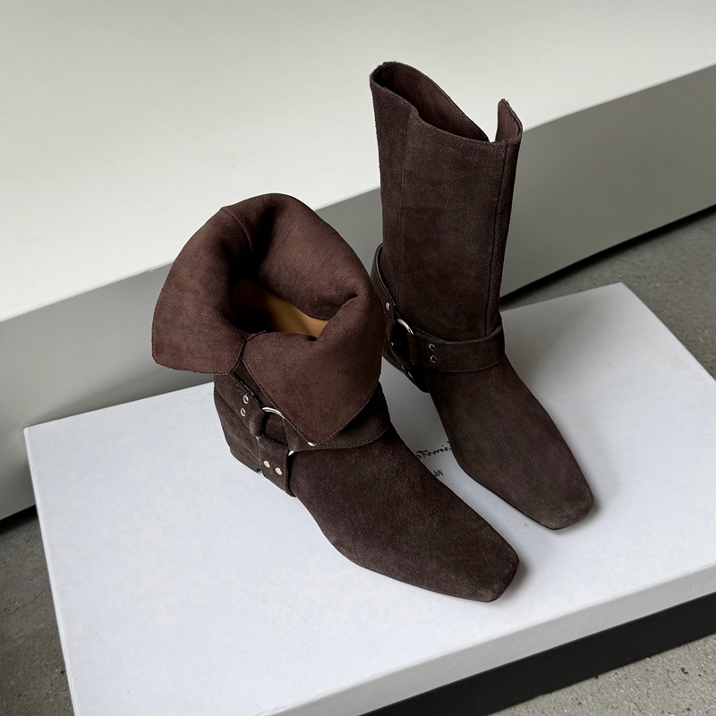 Botas Femininas de Camurça Est - Street Fashion Look avaliação e preço