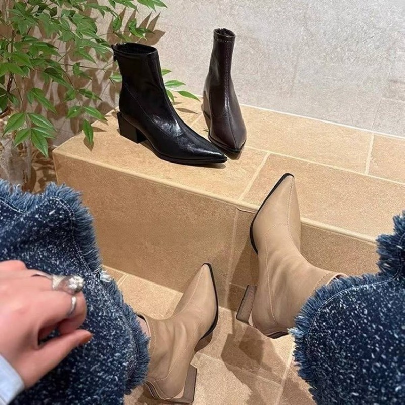 Botas Femininas de Cano Curto  - Street Fashion Vintage avaliação e preço